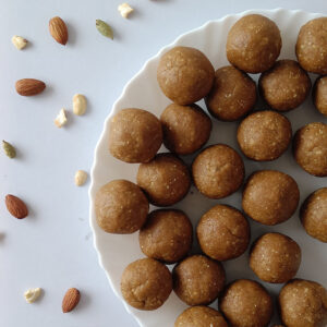 Besan Laddu